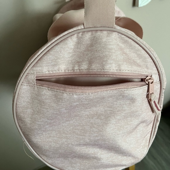 Pink Reebok Gym bag - Picture 4 of 5
